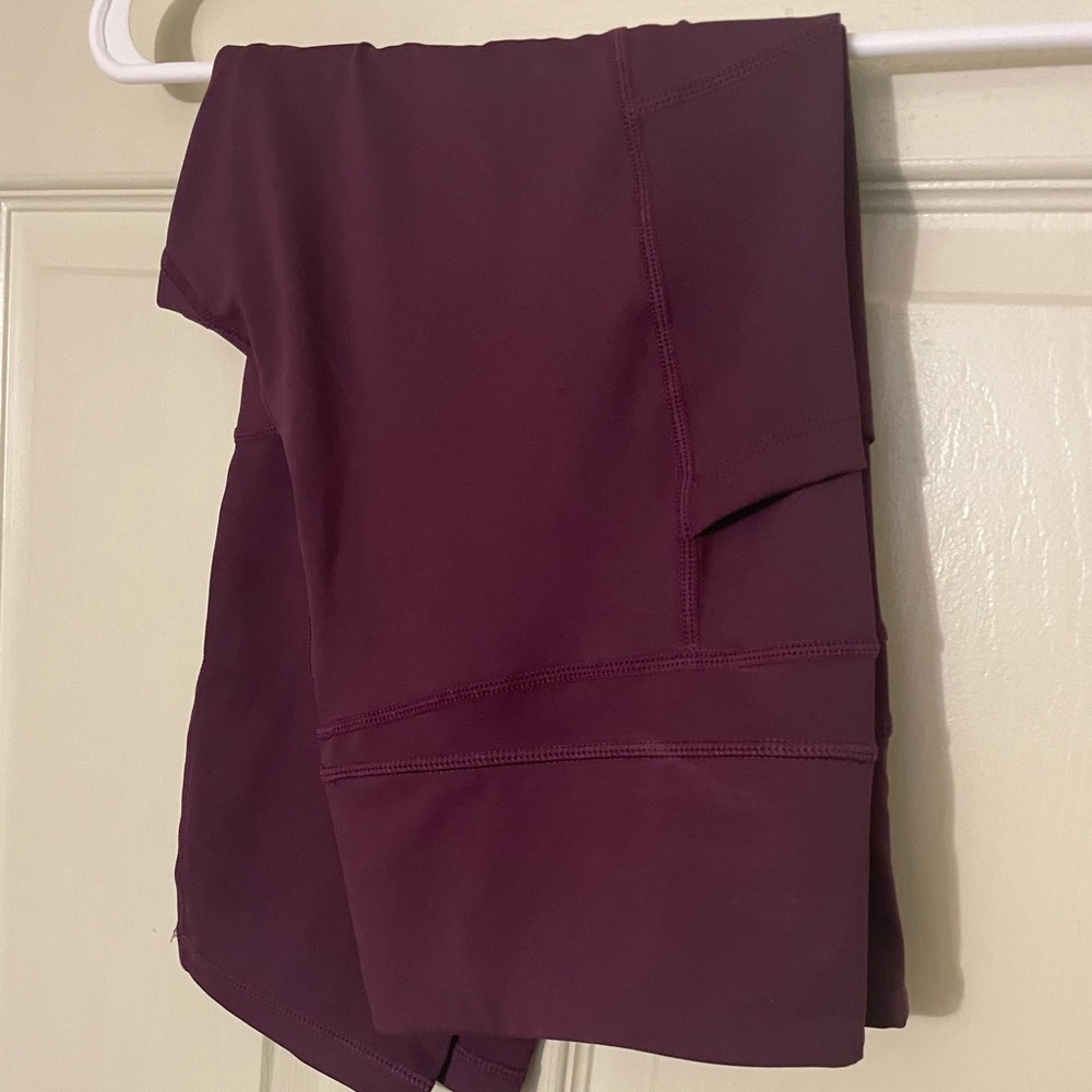 Zyia capris burgundy size 16-18 excellent condition!